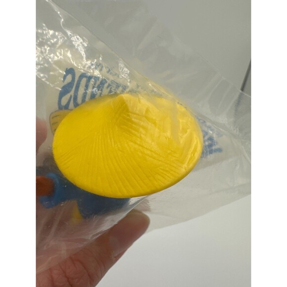 1993 McDonald’s Mickey & Friends EPCOT Chip in China Toy Sealed - Picture 4 of 9